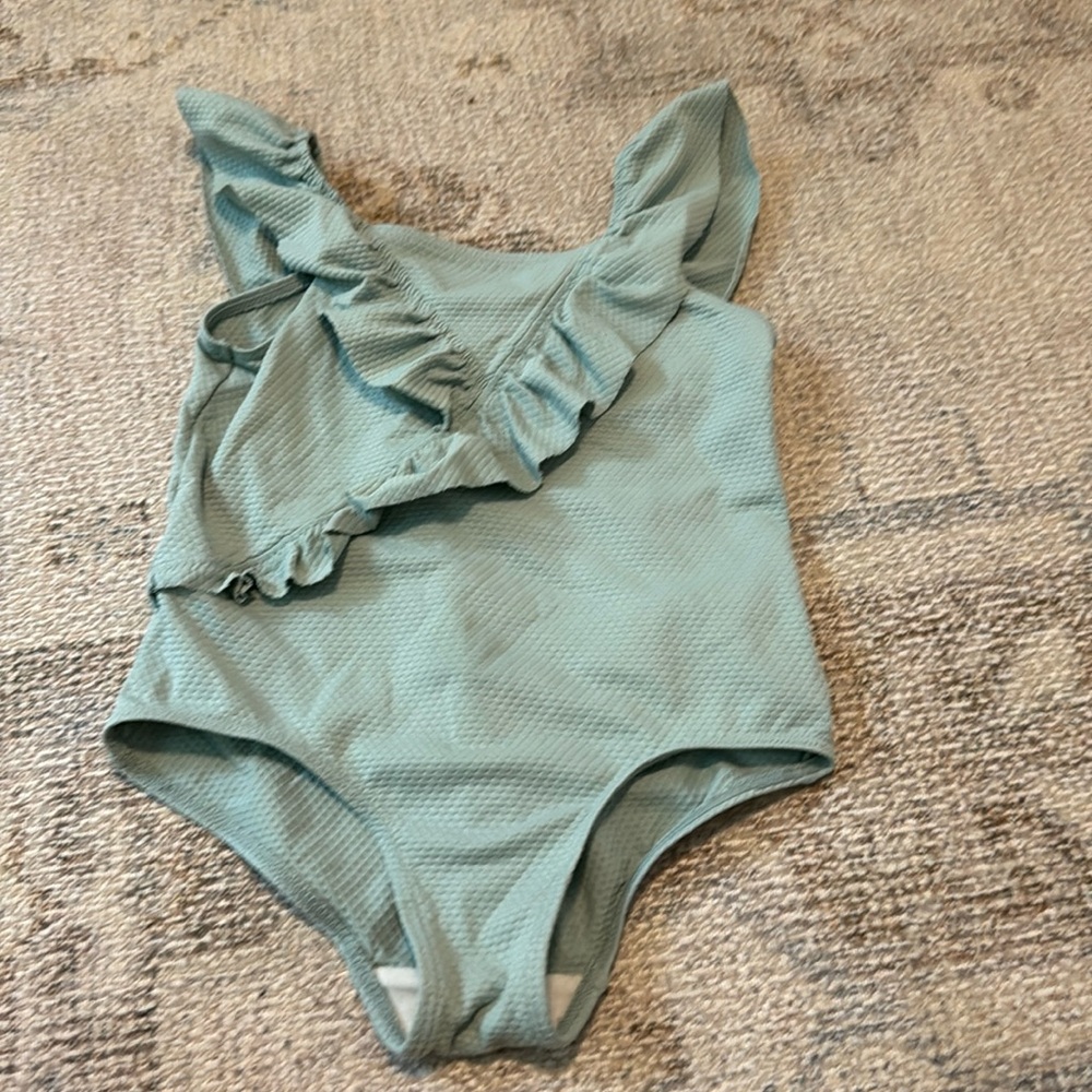 H&M ruffle top bathing suit